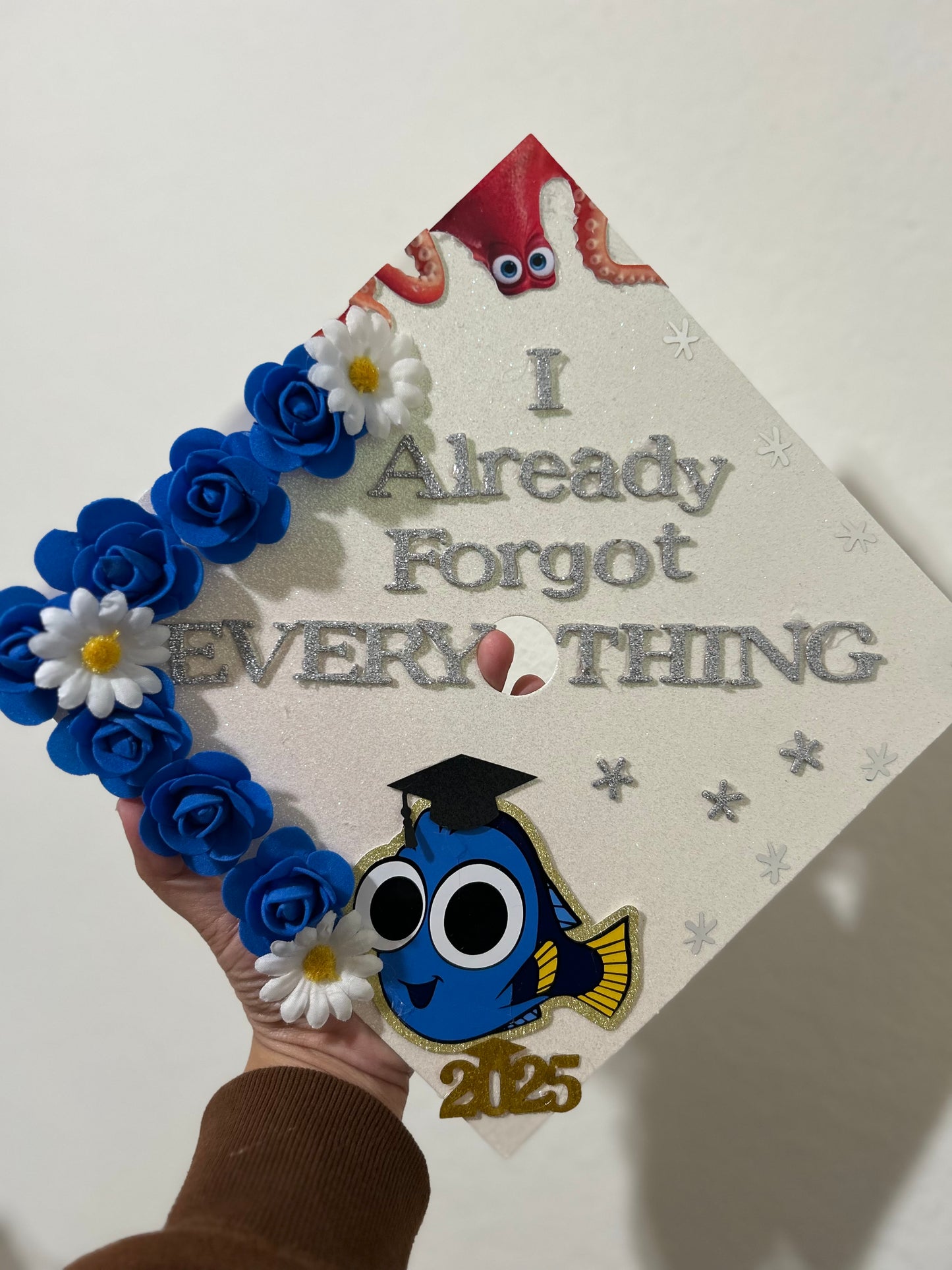 Graduation Cap Topper ( Finding Dory)